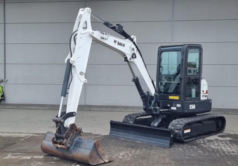 Bobcat 5E0V