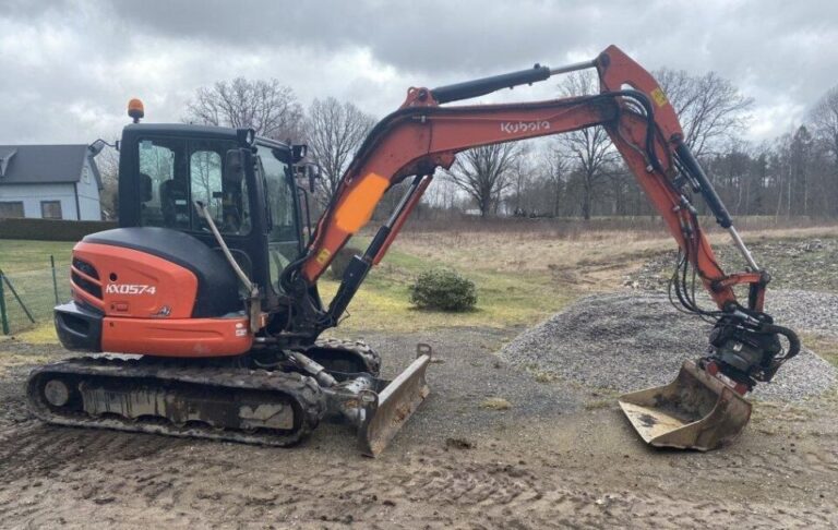 Kubota K74X