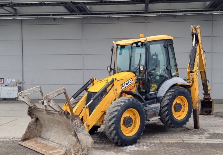 JCB 4CX