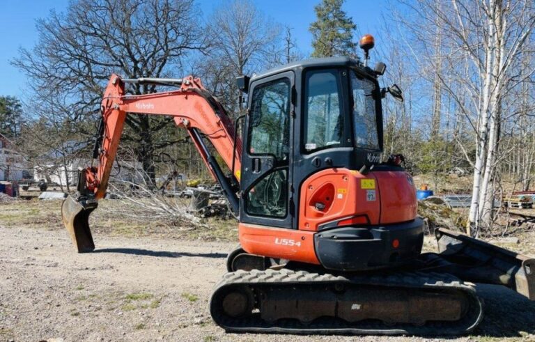 Kubota U5T4