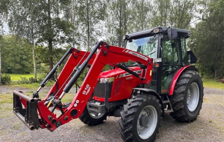 Massey Ferguson HST