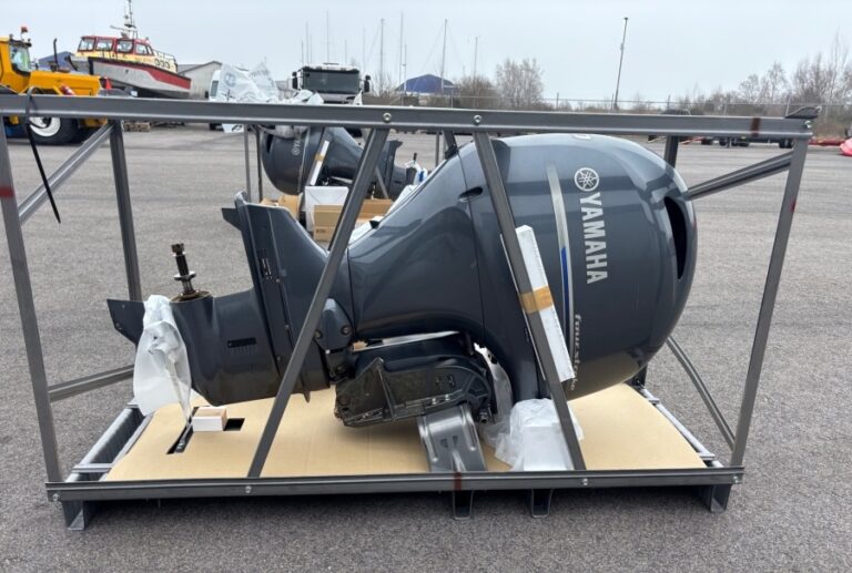 Yamaha F-100LB